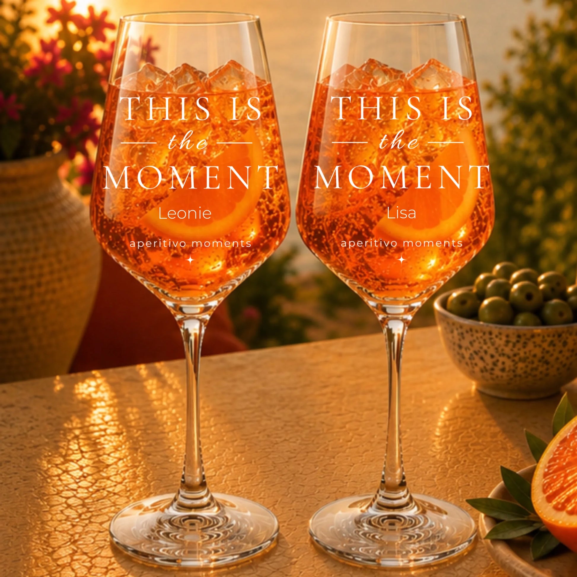 Aperol - Mockup - 2 gefüllte Gläser